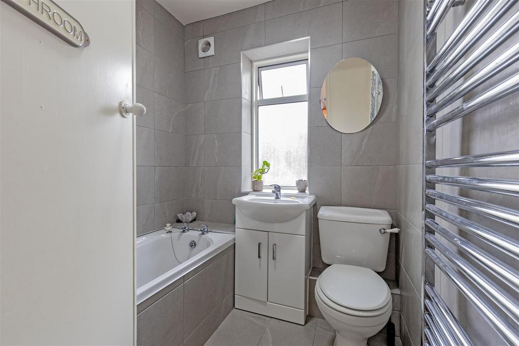Bathroom-1.jpg