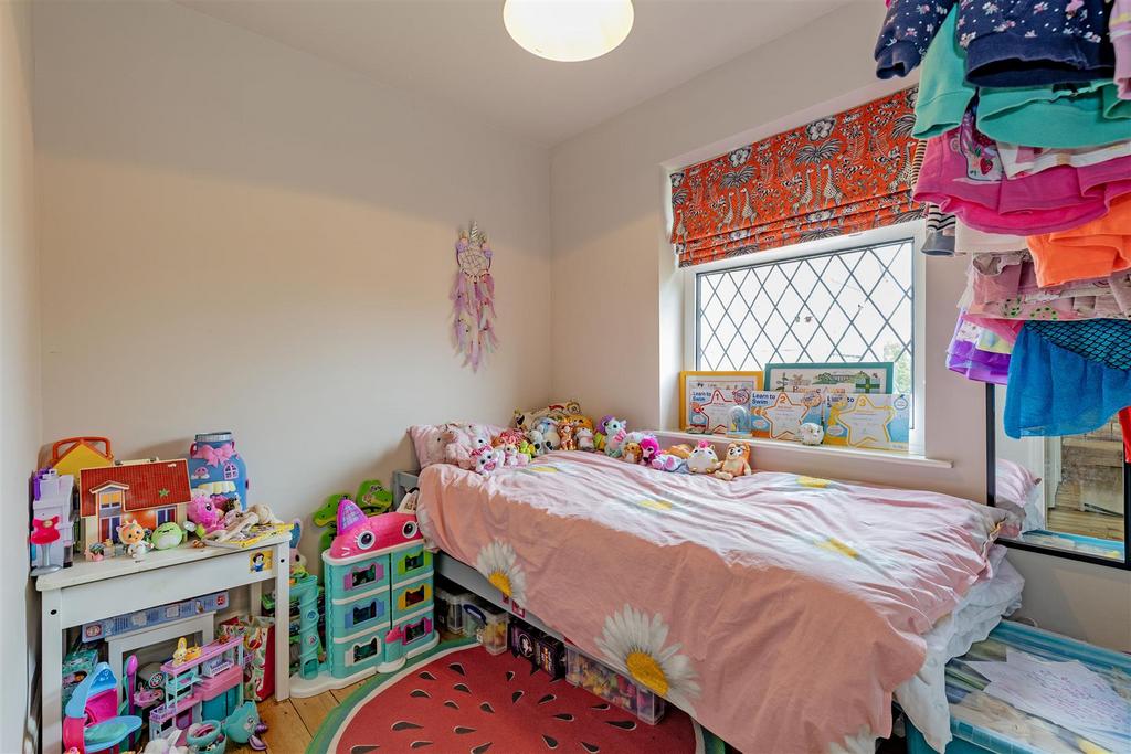 Bedroom 3-1.jpg