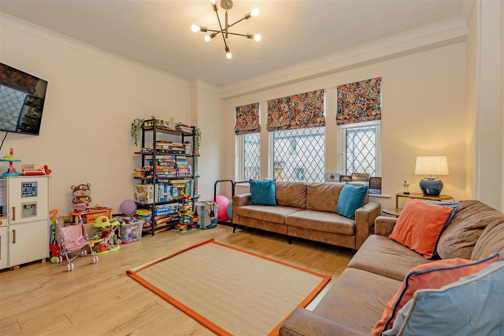 Reception Room-2.jpg