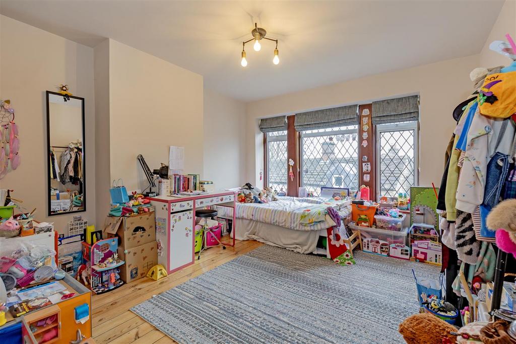 Bedroom 2-1.jpg