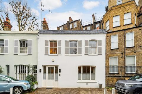 undefined, Lennox Gardens Mews, Knightsbridge, London SW1X