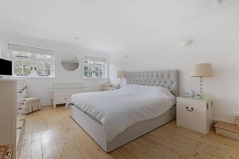undefined, Churt Road, Hindhead, GU26