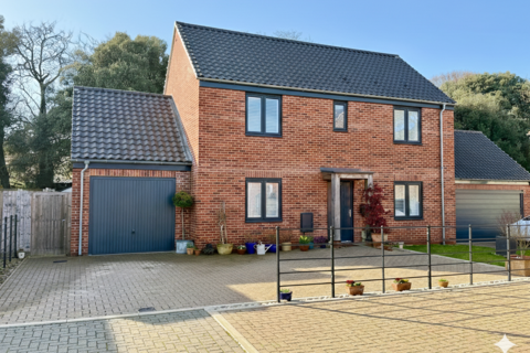 undefined, Martello Close, Bawdsey, Suffolk