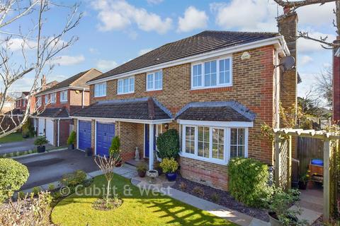 5 bedroom detached house for sale, Willard Way, Ashington RH20