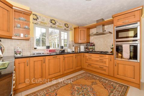 5 bedroom detached house for sale, Willard Way, Ashington RH20