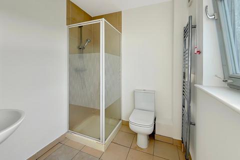 undefined, Clayponds Lane, Brentford TW8