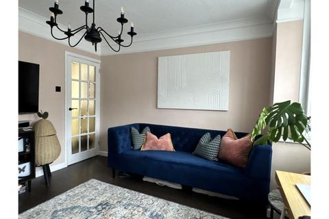 3 bedroom semi-detached house for sale, Pinegrove Road, Southampton, SO19
