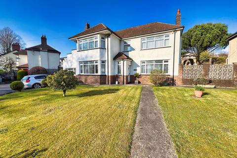 4 bedroom detached house for sale, Sherwood, Miskin Road, Miskin - CF72 8JN