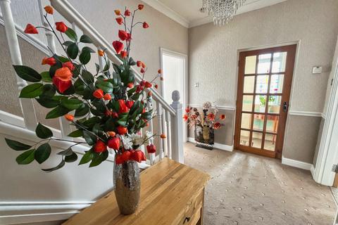 4 bedroom detached house for sale, Sherwood, Miskin Road, Miskin - CF72 8JN