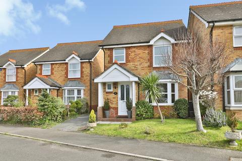 3 bedroom detached house for sale, Pennant Way, Christchurch