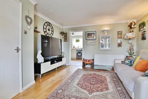 3 bedroom detached house for sale, Pennant Way, Christchurch