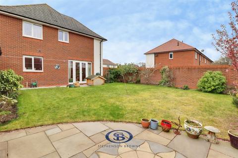 4 bedroom detached house for sale, Paddock Road, Sandbach