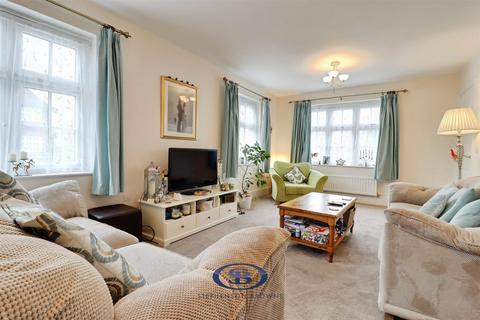 4 bedroom detached house for sale, Paddock Road, Sandbach