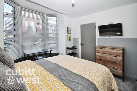 undefined, AVAILABLE WITH NO DEPOSITSt. Chads Avenue Portsmouth PO2