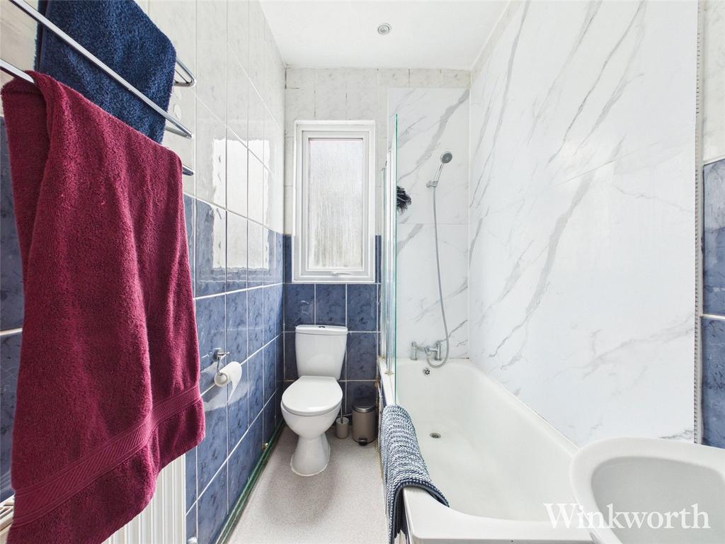 Picture No. 04