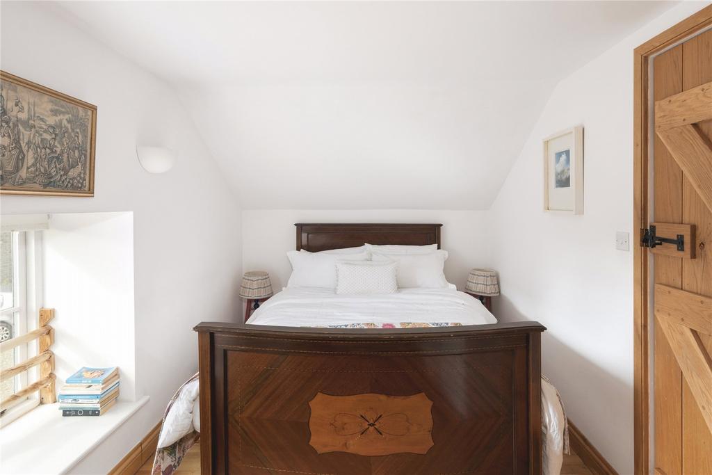 The Cottage- Bedroom