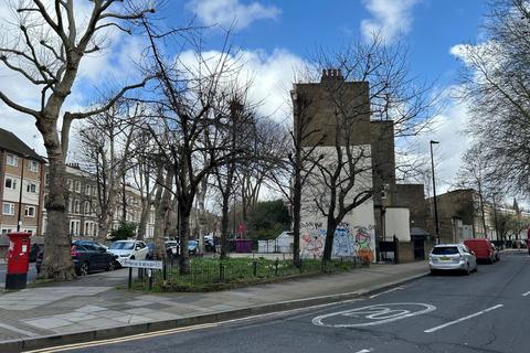 undefined, Old Ford Road, Bethnal Green E2