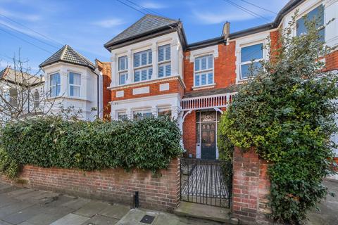 3 bedroom flat for sale, Denton Road, East Twickenham TW1
