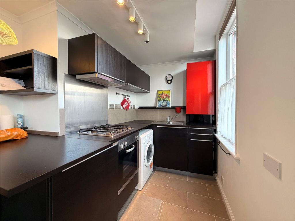 Apartment in London - View 2