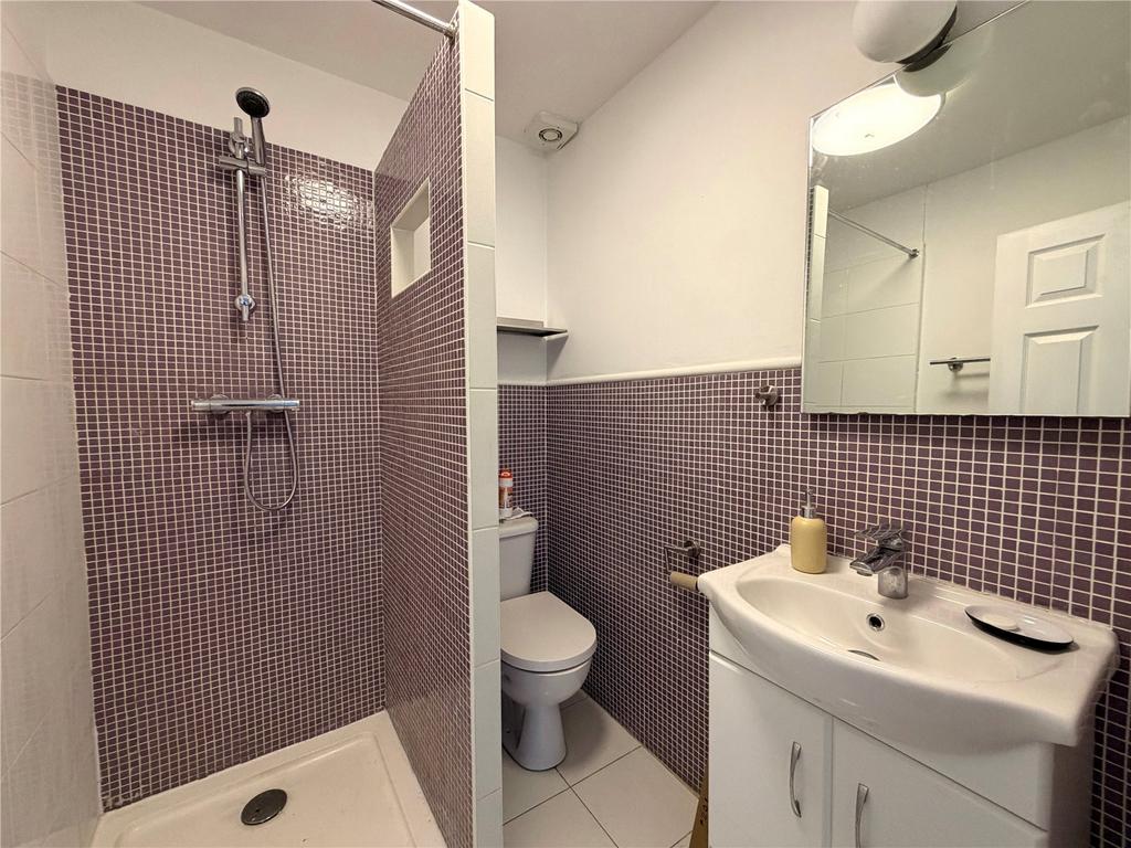 Apartment in London - More