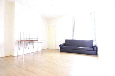 3 bedroom apartment to rent, Kensington Gardens, Ilford, IG1