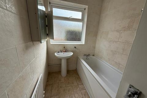 2 bedroom detached bungalow for sale, Hesketh Crescent, SKEGNESS