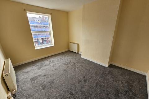 3 bedroom terraced house to rent, Rydall Terrace, Leeds