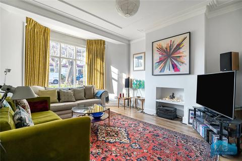 5 bedroom end of terrace house for sale, Broomfield Avenue, London, N13