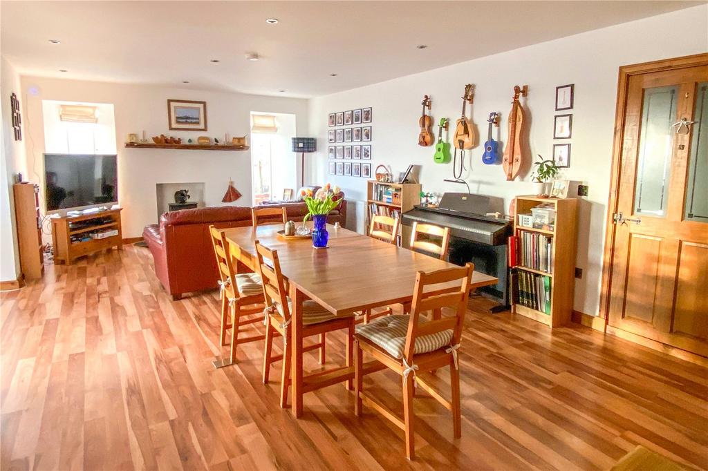 Kitchen/Living
