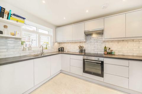 undefined, Kingston Lane, Teddington TW11