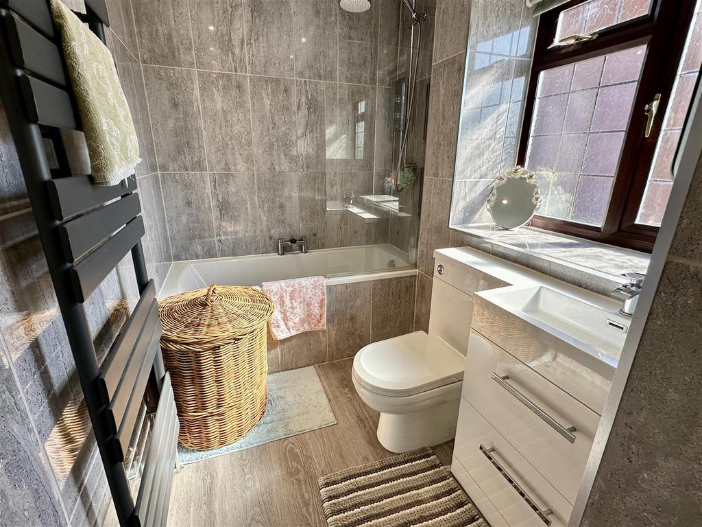 Family bathroom