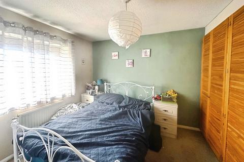 2 bedroom end of terrace house for sale, Templers  road, Newton Abbot TQ12