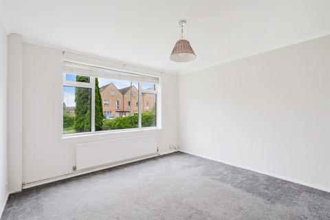2 bedroom house to rent, Malmstone Avenue, Merstham RH1