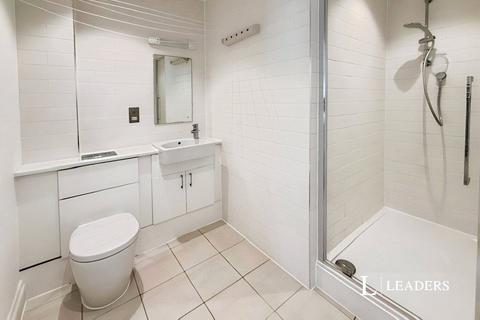 2 bedroom flat to rent, East Street, Brighton, East Sussex, BN1