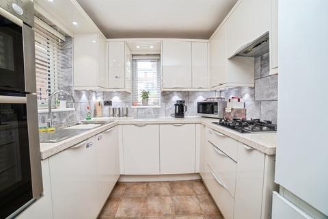 undefined, Lynnes Close, Blidworth, MANSFIELD