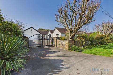 4 bedroom detached house for sale, Holmefield Avenue,  Thornton-Cleveleys, FY5