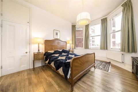 2 bedroom flat for sale, Ashley Gardens, London SW1P