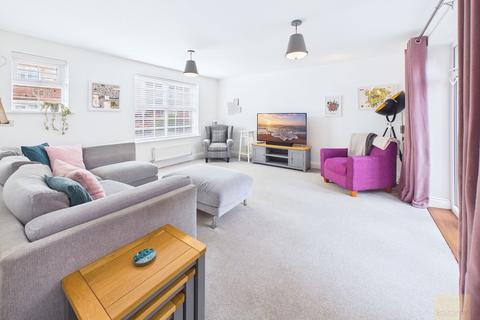 4 bedroom detached house for sale, Till Place, Stamford PE9