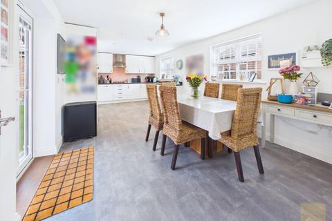 4 bedroom detached house for sale, Till Place, Stamford PE9