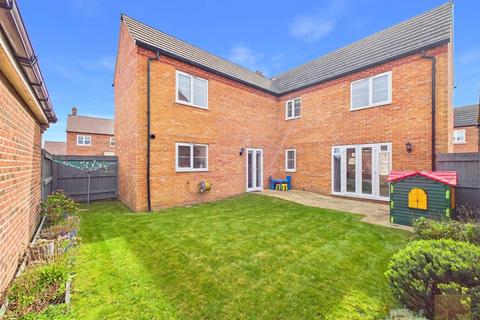 4 bedroom detached house for sale, Till Place, Stamford PE9