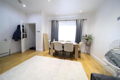 3 bedroom terraced house for sale, Connop Road, Enfield