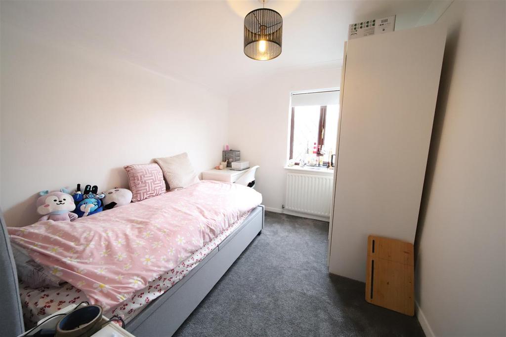 Bedroom 3.jpg