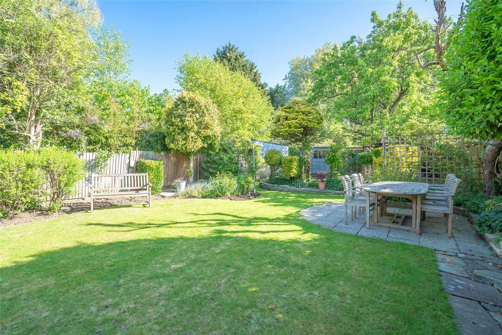 Garden D 4
