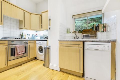 undefined, Ravens Close, Surbiton