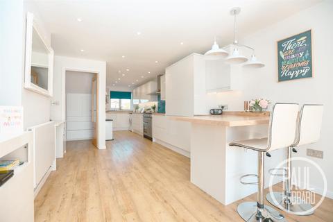 3 bedroom detached house for sale, Burnt Hill Way, Lowestoft, NR33