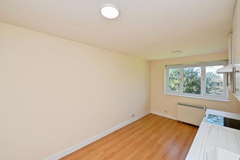 1 bedroom flat for sale, Hadley Crescent, Heacham, King's Lynn, Norfolk, PE31
