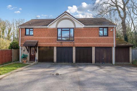 undefined, Royal Close, Basingstoke RG22 4XE