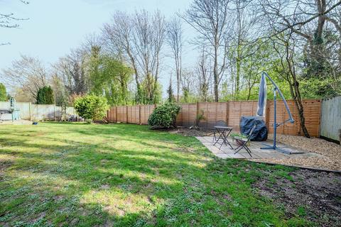 undefined, Royal Close, Basingstoke RG22 4XE
