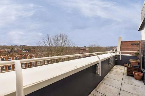 1 bedroom flat to rent, Cricklewood Broadway, London, NW2