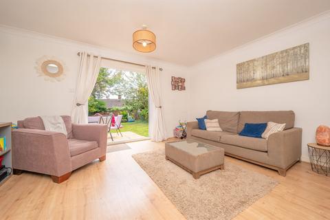 3 bedroom semi-detached house for sale, Oakham Close, Desborough, Kettering